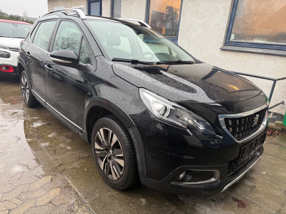 Peugeot 2008 1,2 VTi 82 Allure 5d