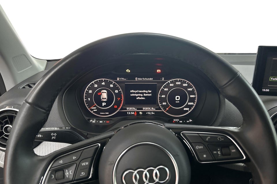 Audi Q2 35 TFSi Prestige S-tr. 5d