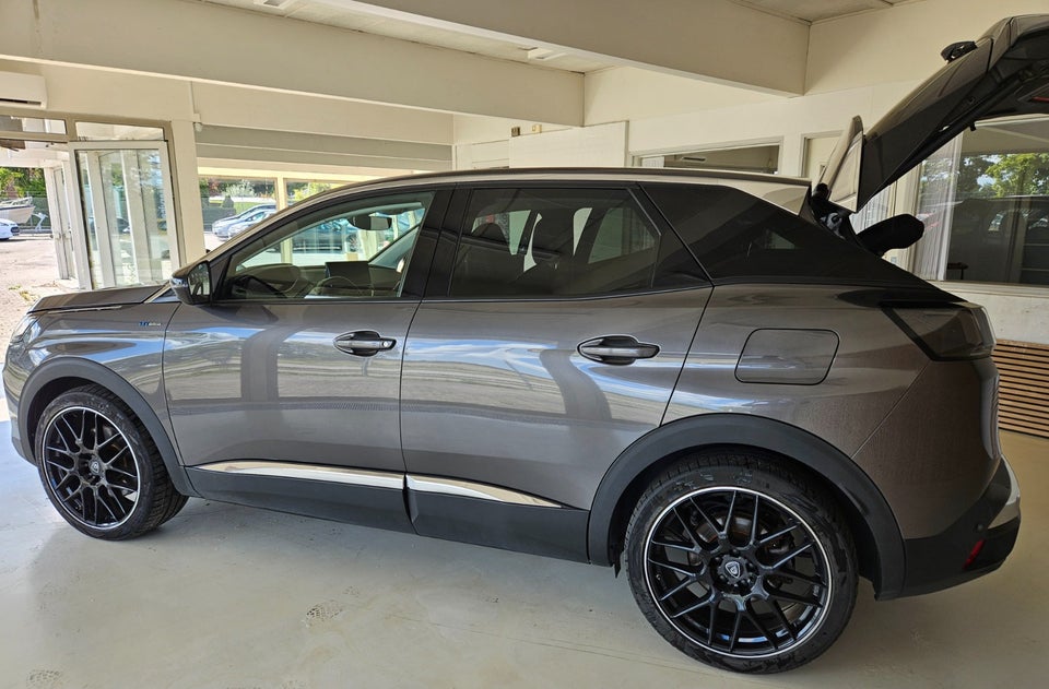 Peugeot 3008 1,6 Hybrid Allure Pack EAT8 5d