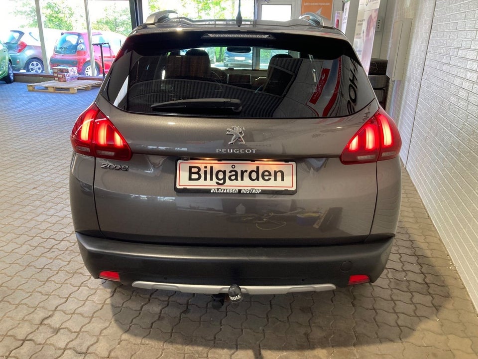 Peugeot 2008 1,2 e-THP 110 Allure Sky 5d