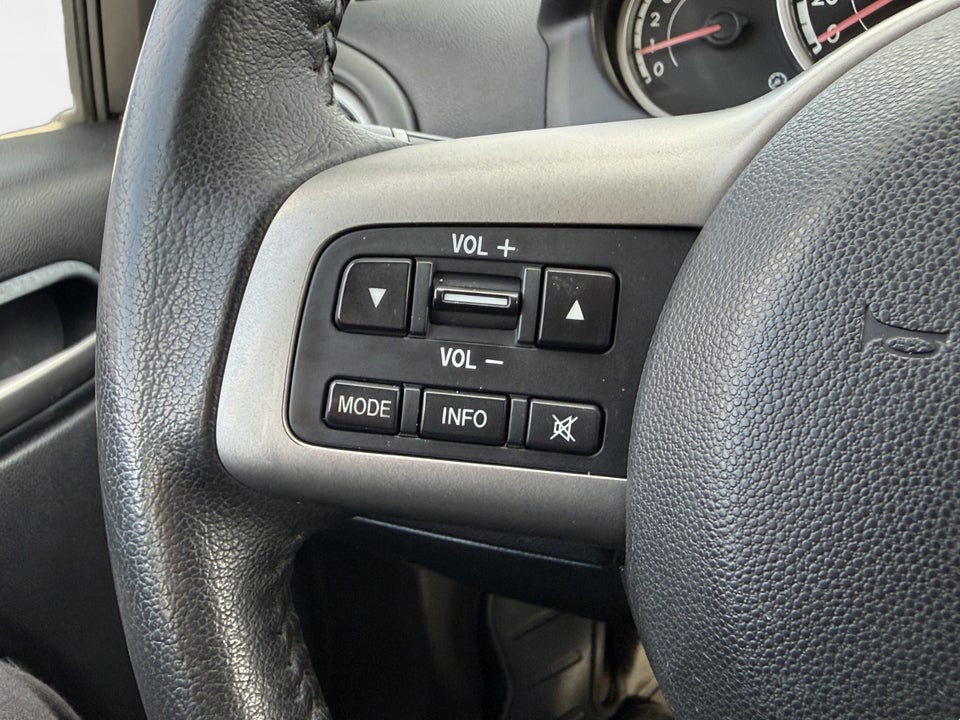 Mazda 2 1,6 DE 95 Advance 5d