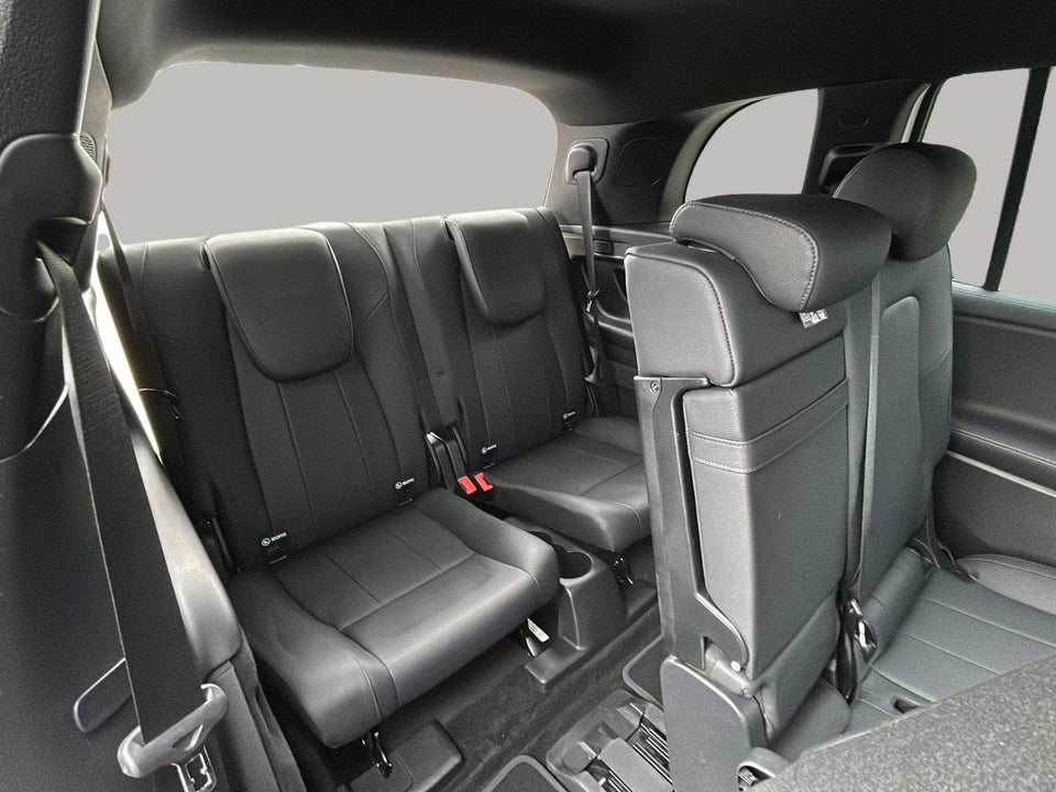 Mercedes EQB300 Progressive Advance Plus 4Matic 7prs 5d