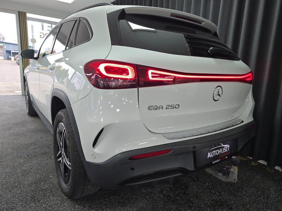 Mercedes EQA250 AMG Line 5d