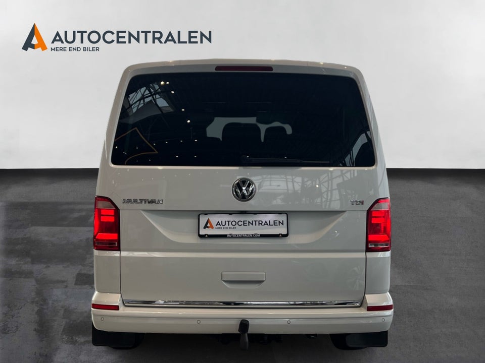 VW Multivan 2,0 TDi 150 Highline DSG kort