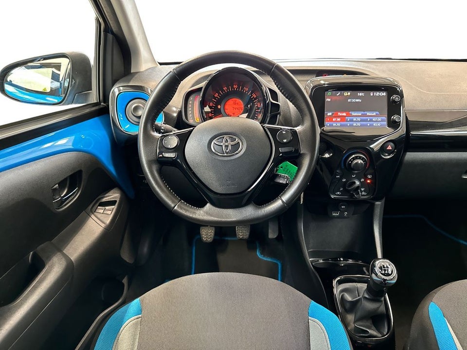 Toyota Aygo 1,0 VVT-i x-cite 5d