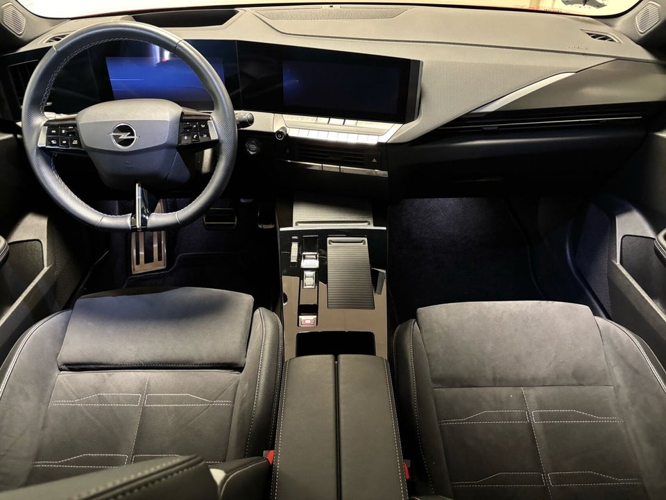Opel Astra-e 54 GS Sports Tourer 5d