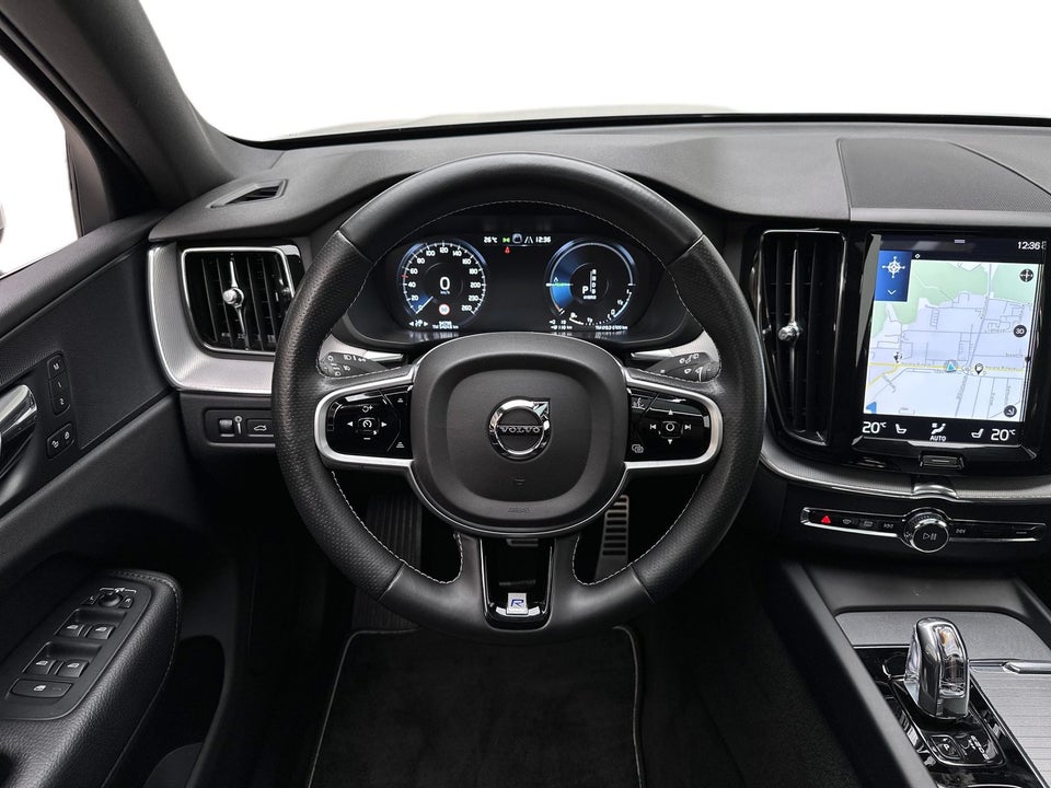 Volvo XC60 2,0 T8 407 R-Design aut. AWD 5d