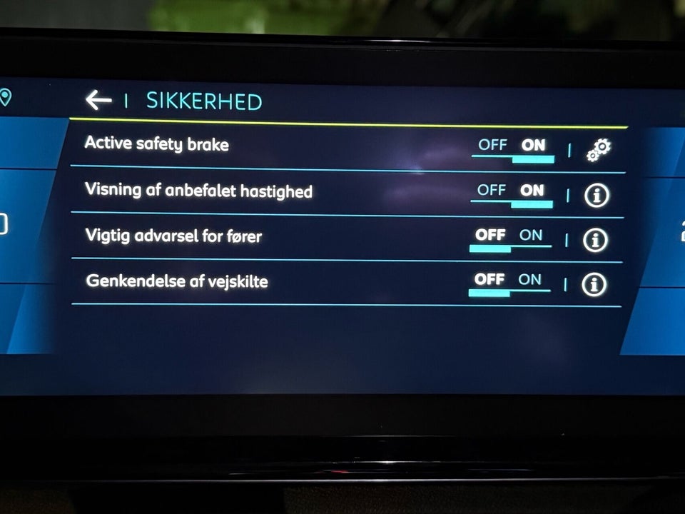 Peugeot 3008 1,6 Hybrid Allure EAT8 5d