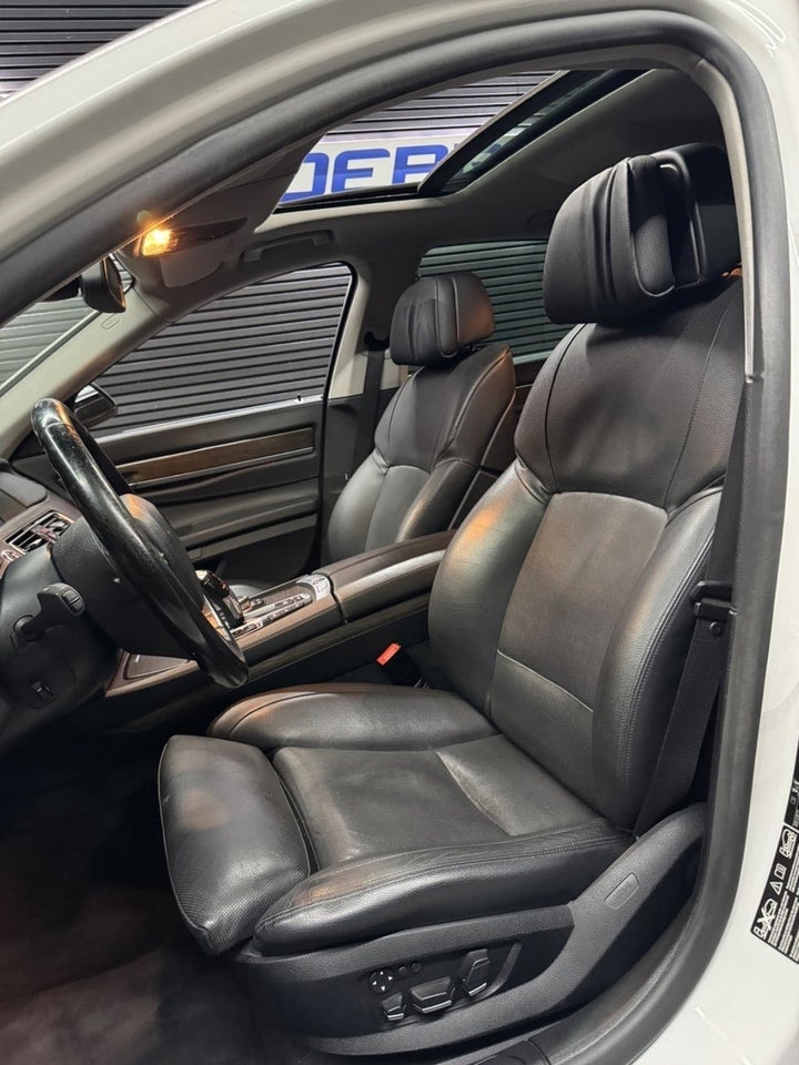 BMW 750i 4,4 xDrive Steptr. 4d