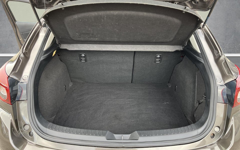 Mazda 3 2,0 SkyActiv-G 120 Vision aut. 5d