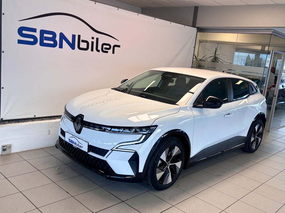 Renault Megane E-Tech 40 Equilibre 5d
