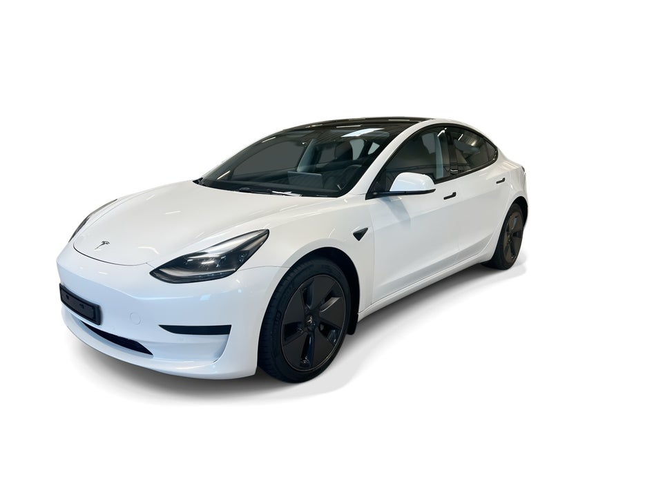 Tesla Model 3 RWD 4d