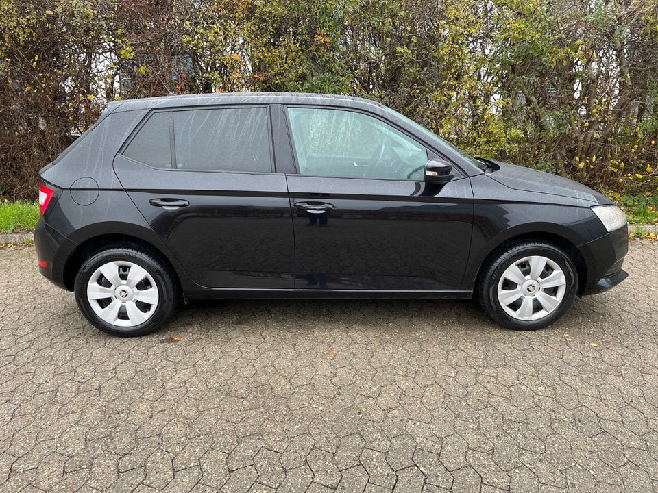 Skoda Fabia 1,0 MPi 60 Ambition 5d