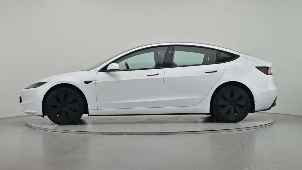 Tesla Model 3 RWD 4d