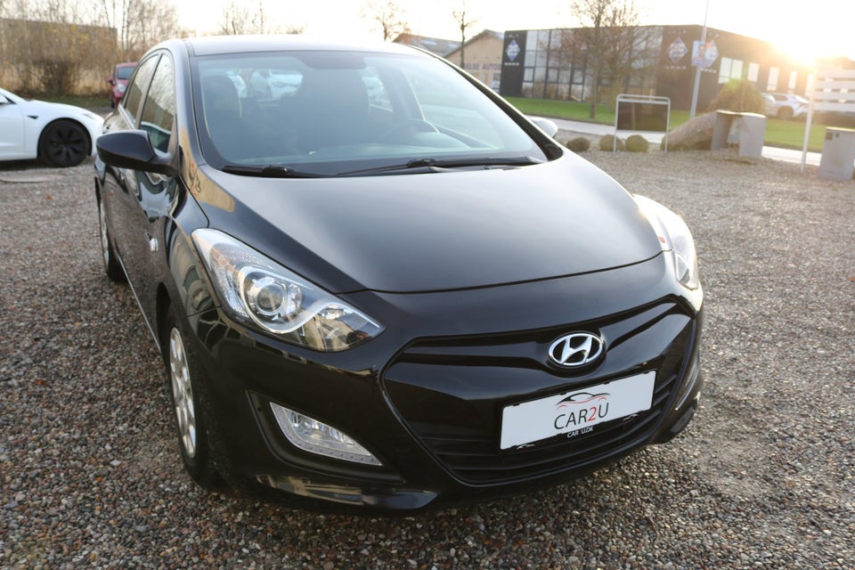Hyundai i30 1,6 CRDi 110 Comfort Eco 5d