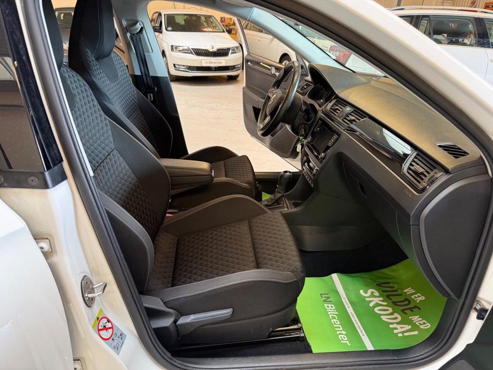Skoda Rapid 1,0 TSi 110 ICE DSG 5d