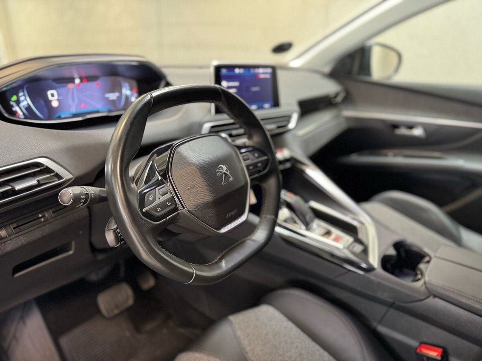 Peugeot 5008 1,6 e-THP 165 Allure EAT6 7prs 5d