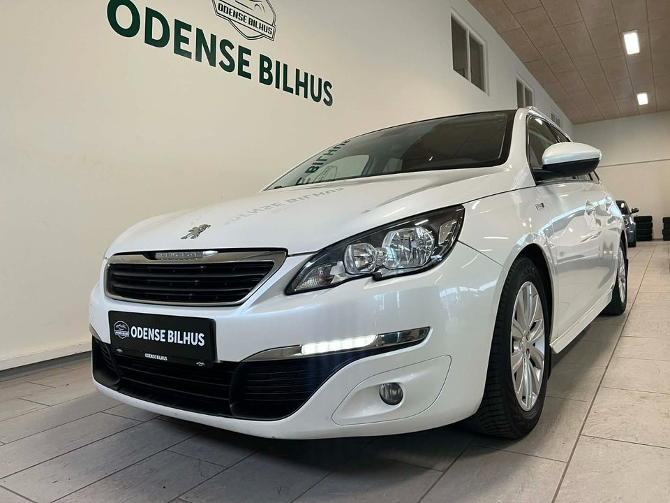 Peugeot 308 1,6 BlueHDi 120 Allure Sky EAT6 5d