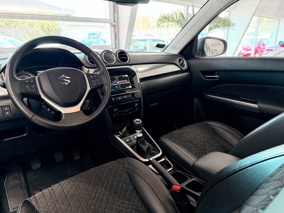 Suzuki Vitara 1,4 mHybrid Adventure 5d