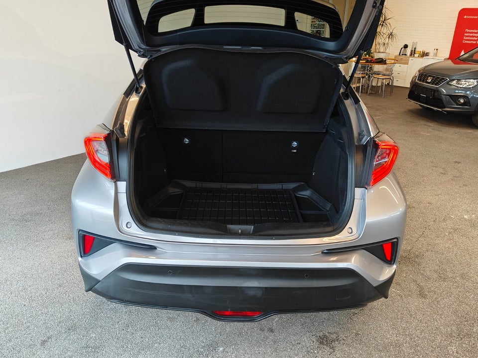 Toyota C-HR 1,8 Hybrid C-HIC CVT 5d