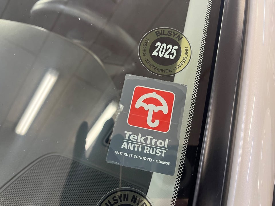 Toyota RAV4 2,0 D-4D T2+ 5d