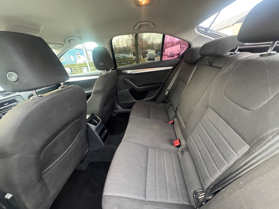 Skoda Octavia 1,2 TSi 105 Ambition 5d