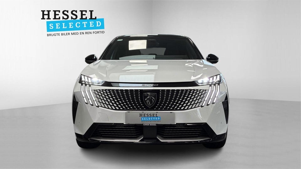 Peugeot e-3008 77 GT 5d