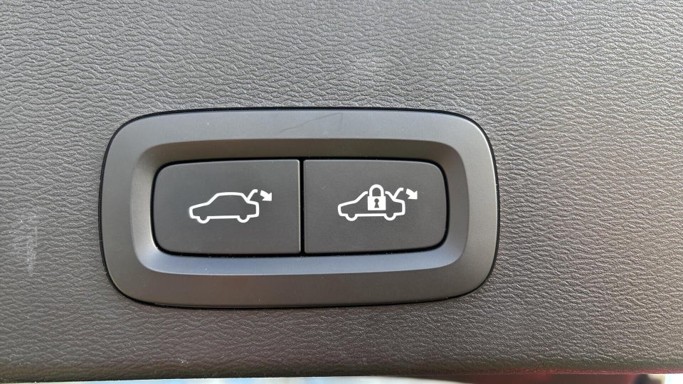 Volvo XC40 P6 ReCharge Core 5d