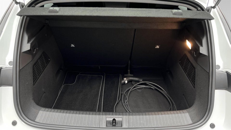 Renault Megane E-Tech 40 Equilibre 5d