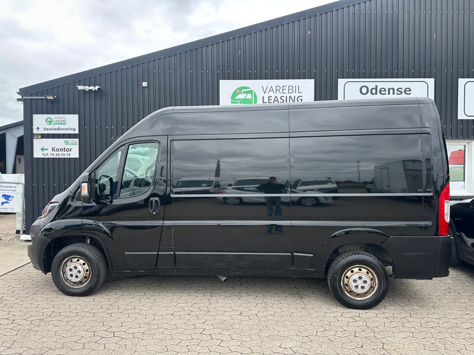 Peugeot Boxer 335 2,0 BlueHDi 130 L2H2 Premium