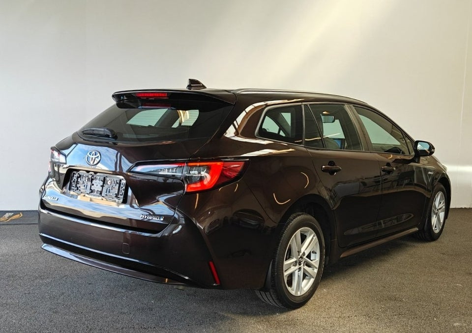 Toyota Corolla 1,8 Hybrid H3 Premium Touring Sports MDS 5d