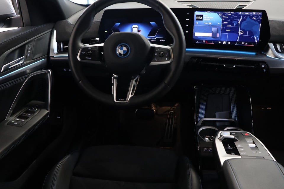 BMW iX2 eDrive20 M-Sport Premium 5d