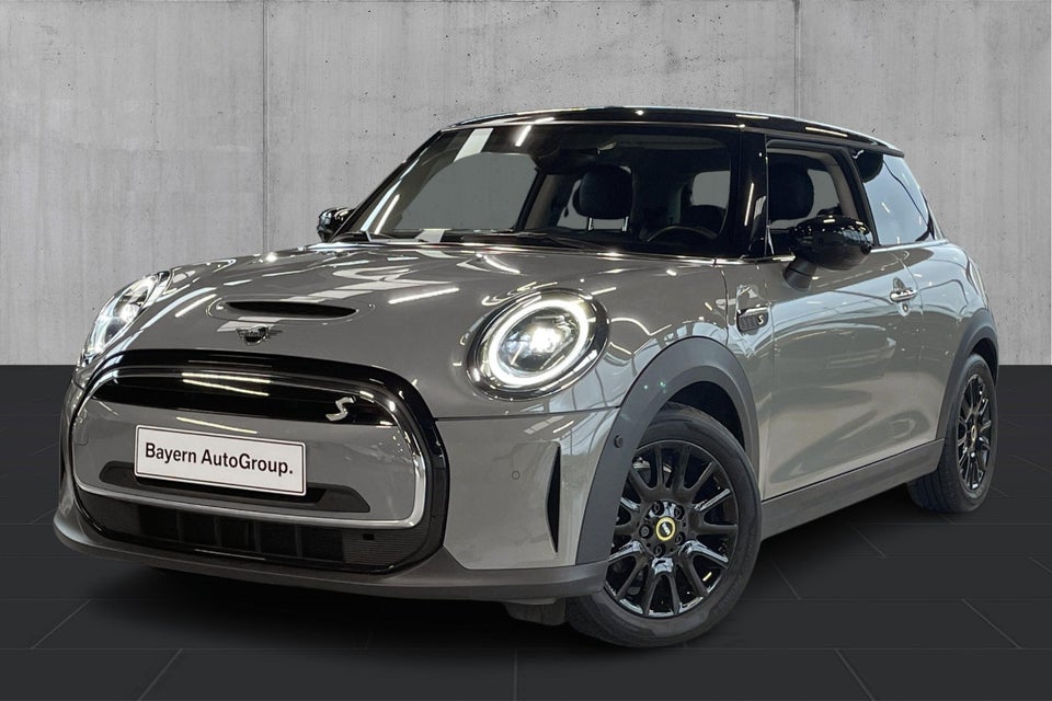 MINI Cooper SE Classic Trim 3d