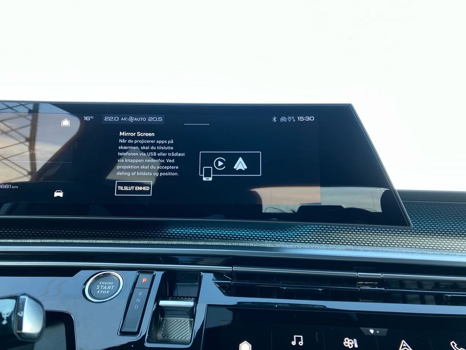 Peugeot e-3008 77 GT Pack 5d