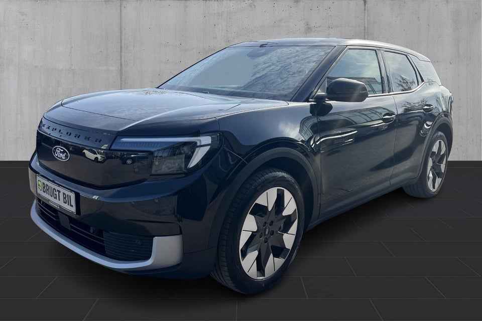 Ford Explorer 77 Premium Extended Range 5d