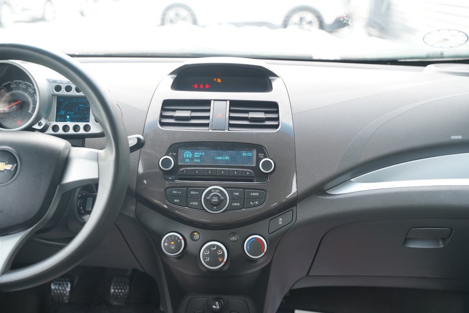 Chevrolet Spark 1,0 LS 5d