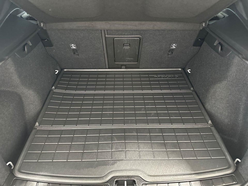 Volvo XC40 P6 ReCharge Ultimate 5d