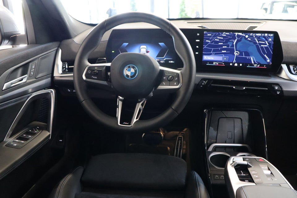 BMW iX2 eDrive20 M-Sport 5d