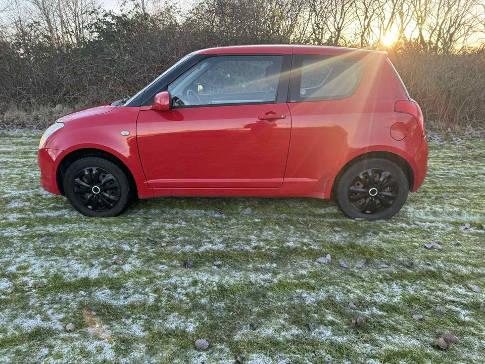 Suzuki Swift 1,3 GL 3d