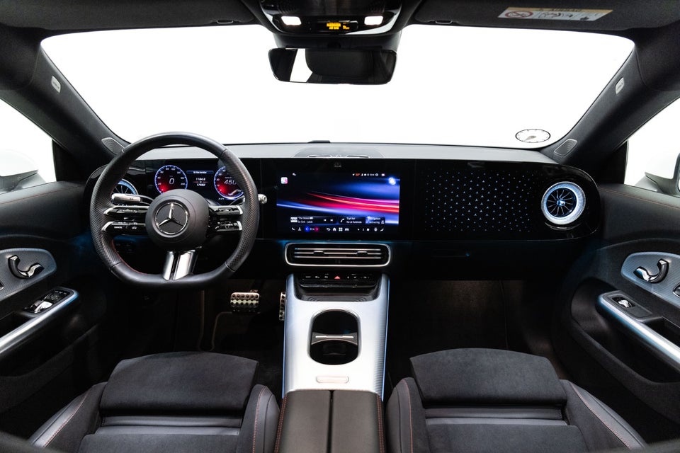 Mercedes CLA250+ EQ AMG Advance Plus 4d