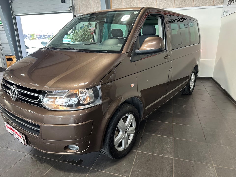 VW Multivan 2,0 TDi 180 Comfortline DSG kort 4d