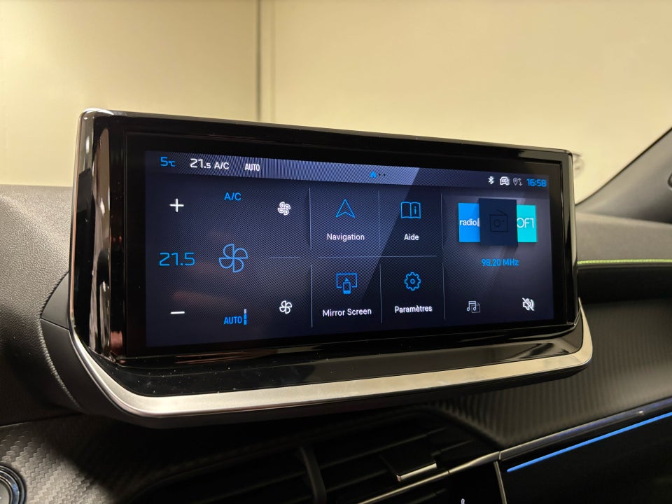 Peugeot e-2008 54 GT Sky 5d