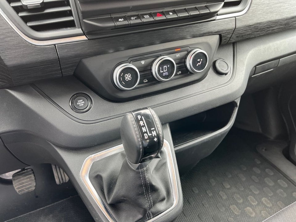 Nissan Primastar 2,0 dCi 150 L2H1 Tekna DCT Van
