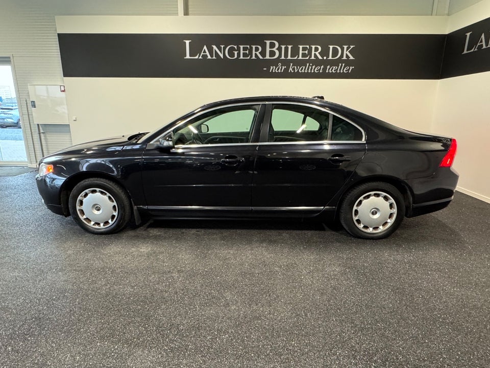 Volvo S80 2,5 T Summum aut. 4d