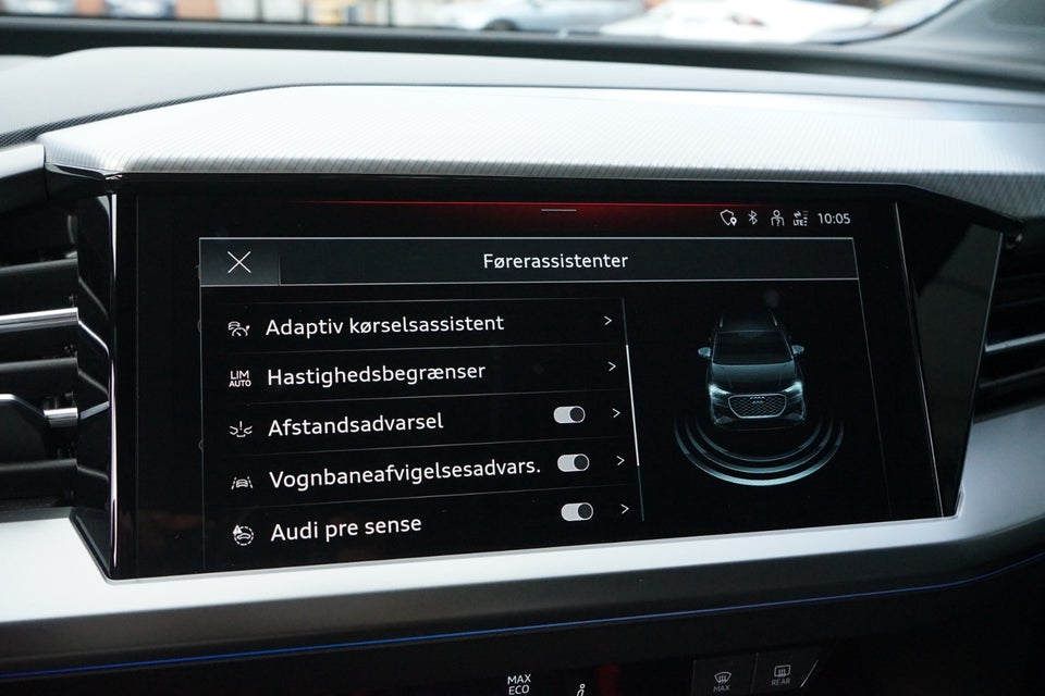 Audi Q4 e-tron 40 S-line 5d