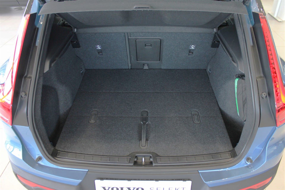 Volvo XC40 ReCharge Twin Plus 5d