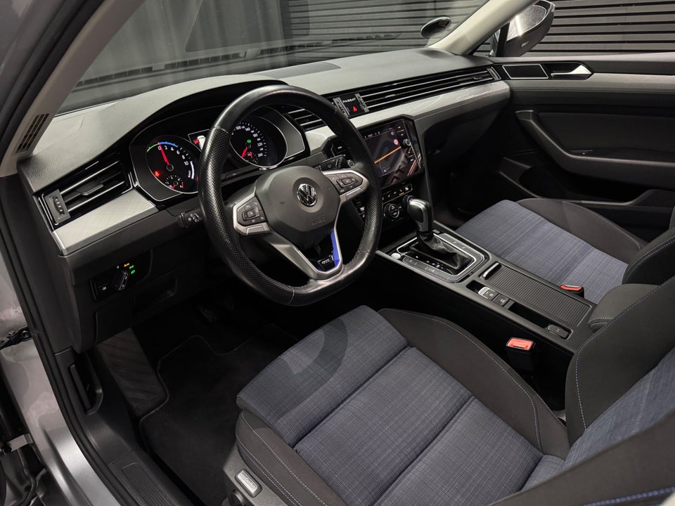 VW Passat 1,4 GTE Variant DSG 5d