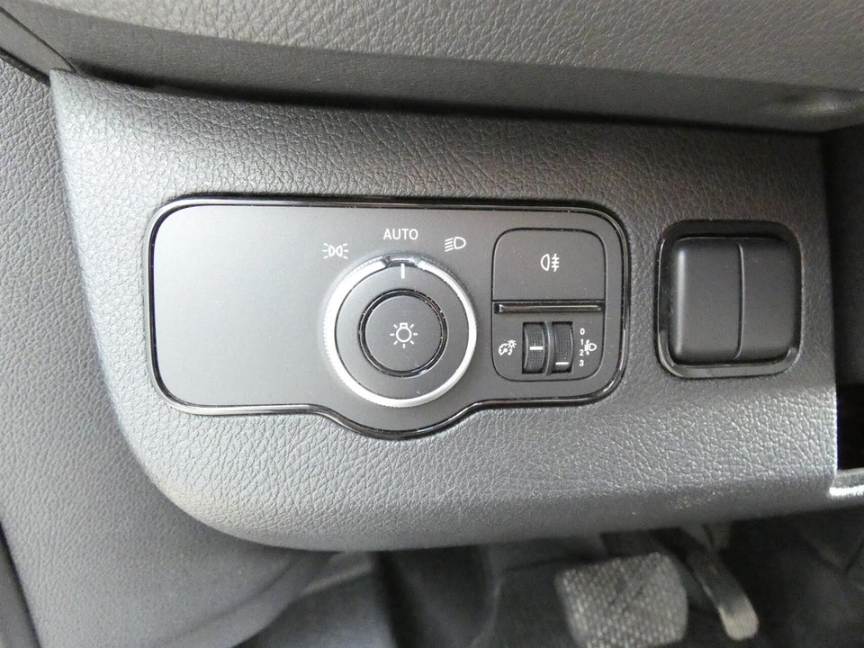 Mercedes Sprinter 317 2,0 CDi A3 Chassis aut. RWD 2d