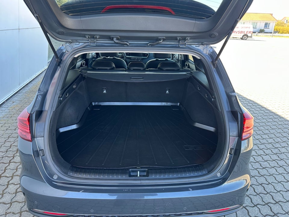 Kia Ceed 1,4 T-GDi Intro Edition SW DCT 5d