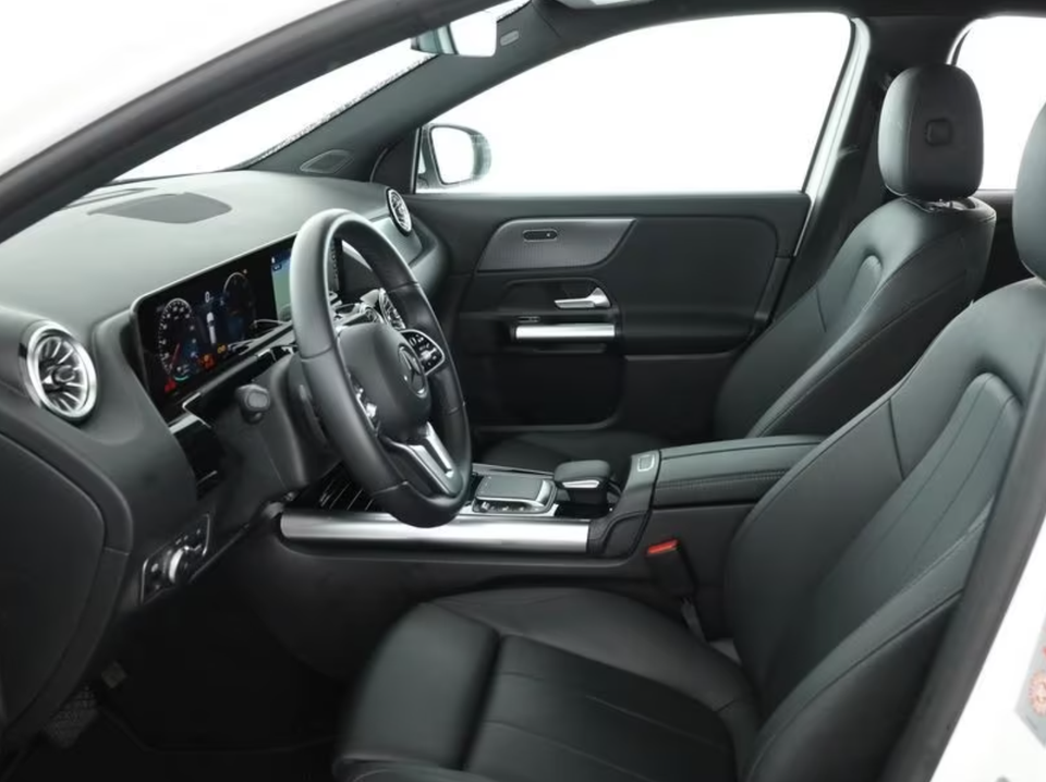 Mercedes EQA250 Progressive 5d